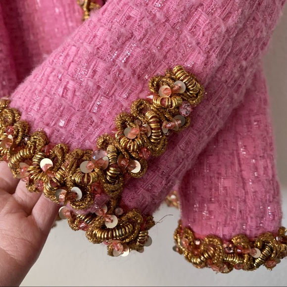 Blumarine pink tweed jacket with gold beaded trim - Picture 5 of 16